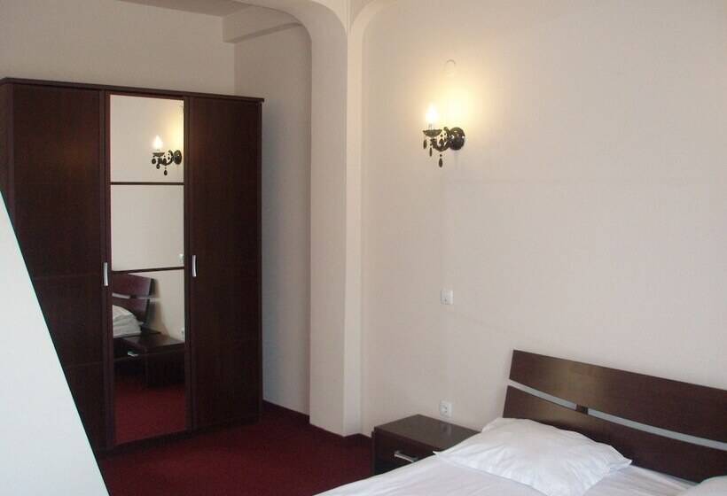 غرفة قياسية, Imperial