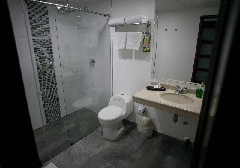 חדר סטנדרט, Internacional La Triada