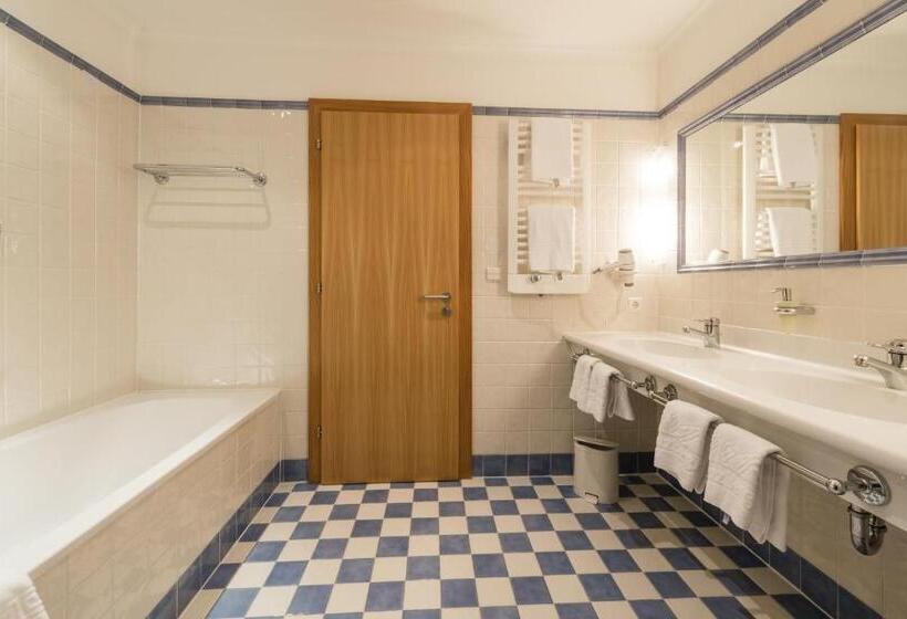 סוויטת ג'וניור, Kreuzberg Monte Croce