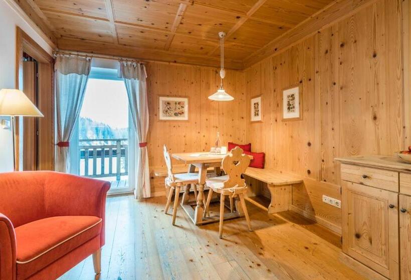 סוויטת ג'וניור, Kreuzberg Monte Croce