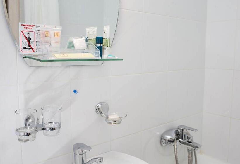 Habitación Estándar, Primorye