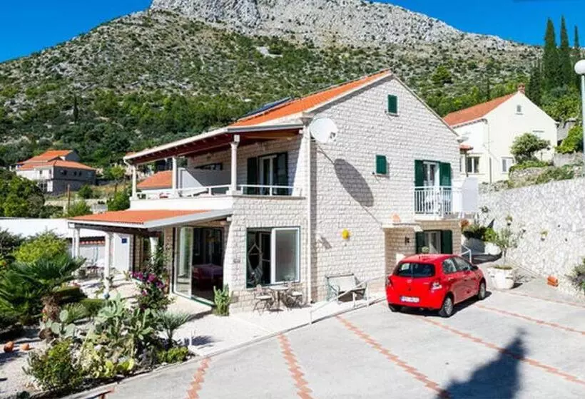 テラス付きスタンダードワンルーム, Sunny House Free Parking