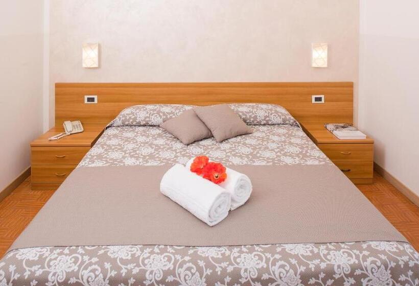 标准间带阳台, Taormina