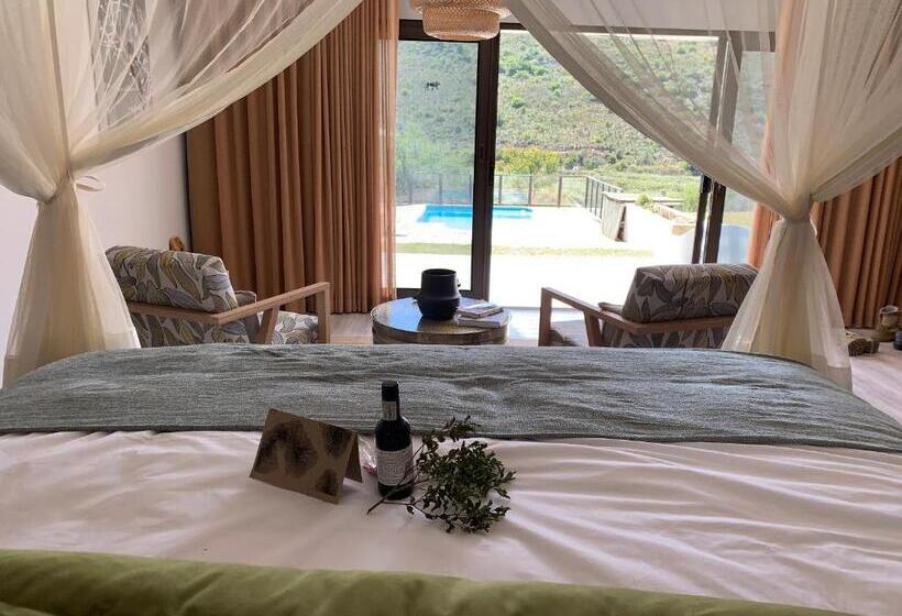 جناح, Garden Route Safari Camp