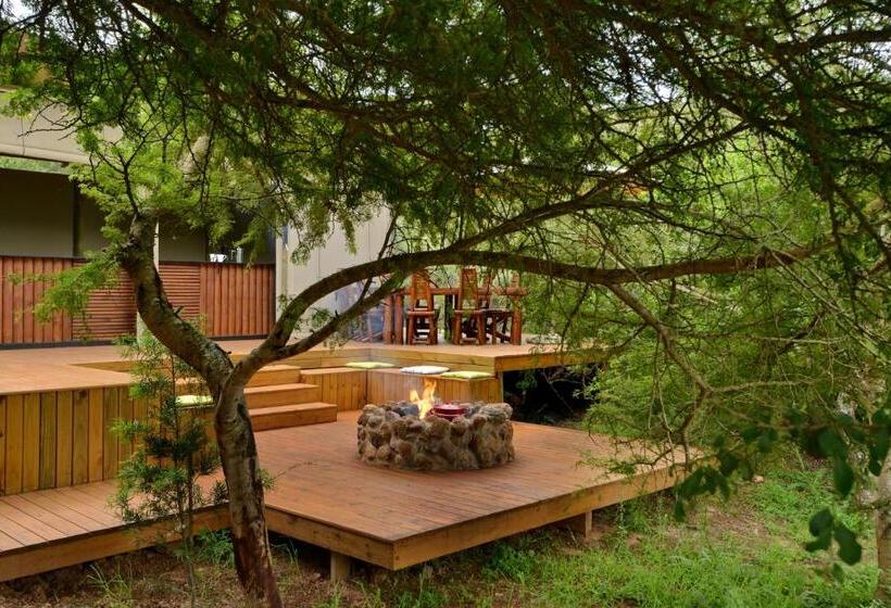 كوخ قياسي, Garden Route Safari Camp