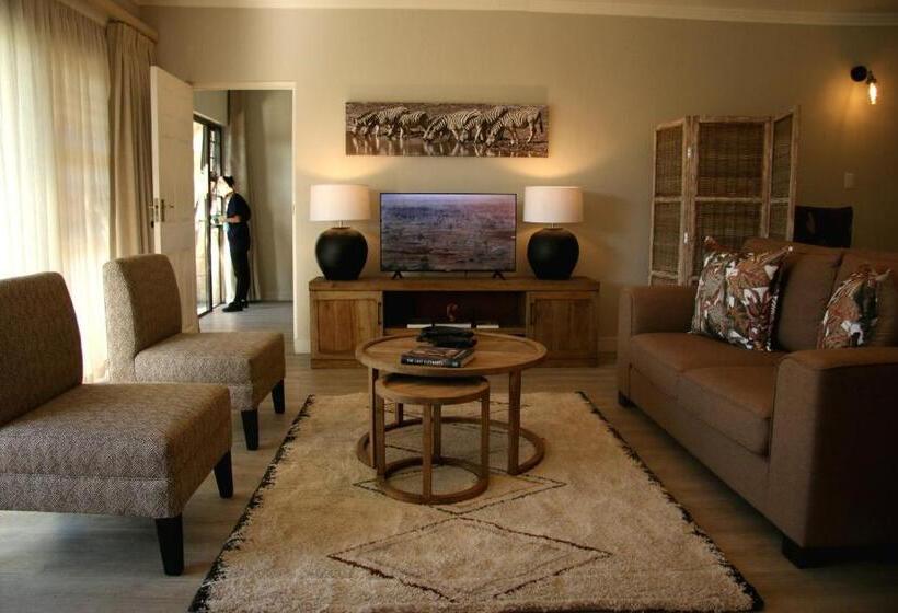 غرفة ديلوكس ثلاثية, Garden Route Safari Camp