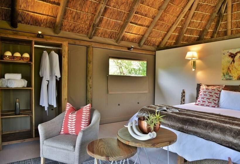 كوخ ديلوكس, Garden Route Safari Camp