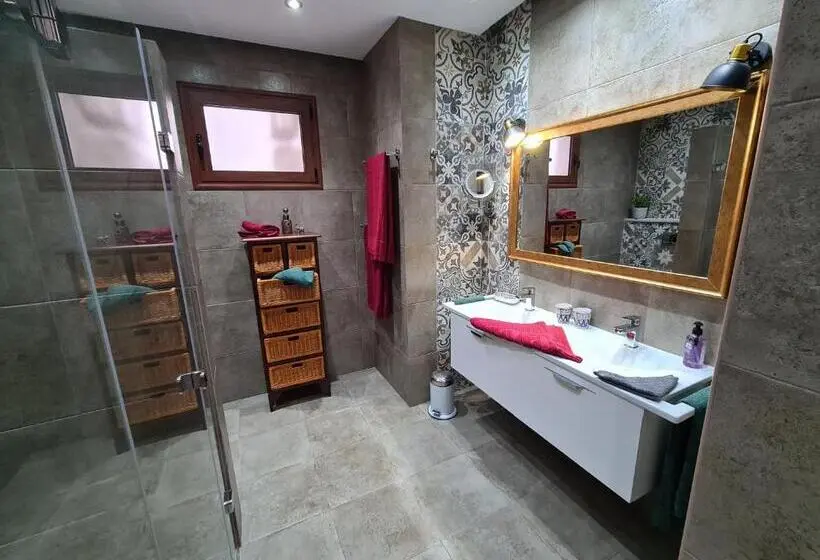 バルコニー付き１ベッドルームアパートメント, Mahdia   Baghdadi   Laourient Apartments, Restaurant, Café