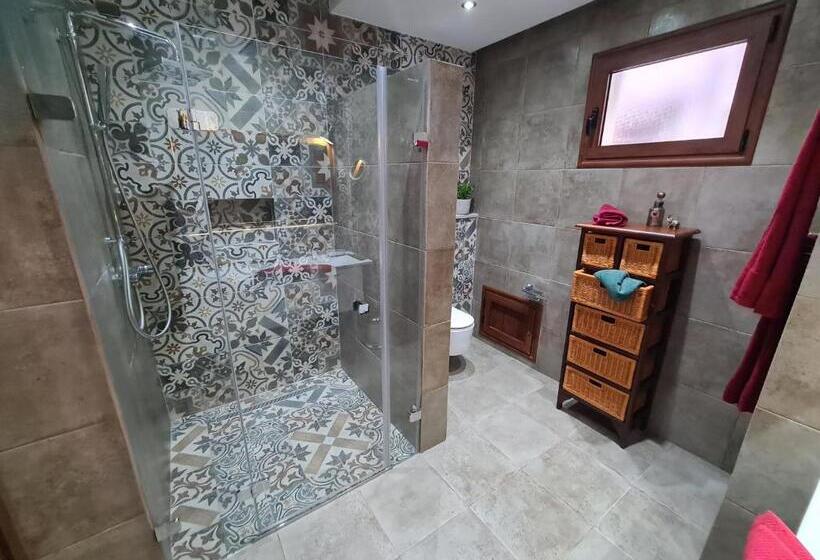 آپارتمان 1 خوابه با بالکن, Mahdia   Baghdadi   Laourient Apartments, Restaurant, Café