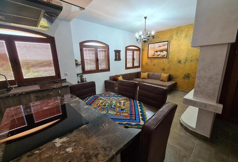 דירה בת חדר שינה 1 עם מרפסת, Mahdia Baghdadi Laourient Apartments, Restaurant, Café