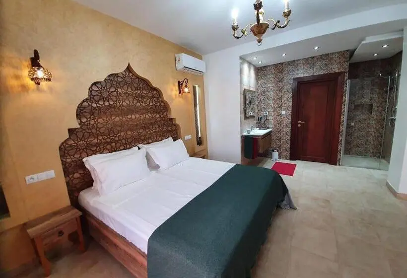 海の見える１ベッドルームアパートメント, Mahdia   Baghdadi   Laourient Apartments, Restaurant, Café