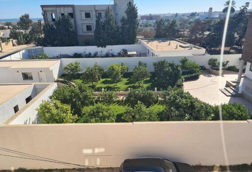 آپارتمان لوکس 1 خوابه, Mahdia   Baghdadi   Laourient Apartments, Restaurant, Café