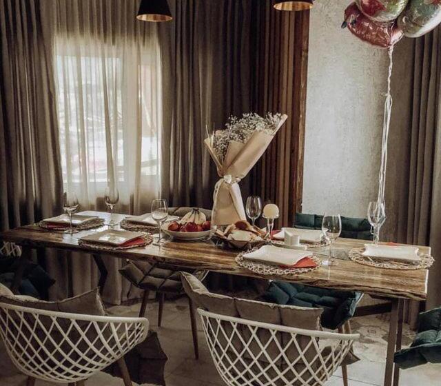 خانه 1 خوابه, Four Seasons In Carpathians