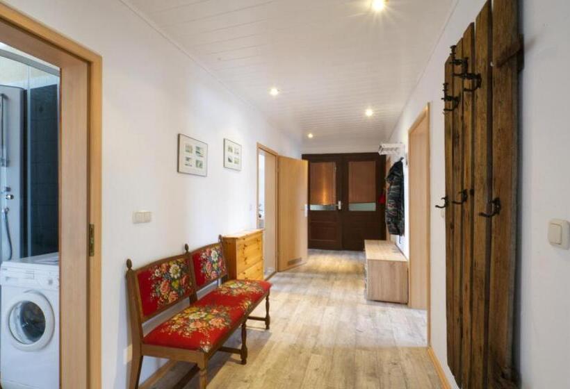 Трехместный Номер Стандарт Совместная Ванная, Ef29 Zimmer Am Busbahnhof