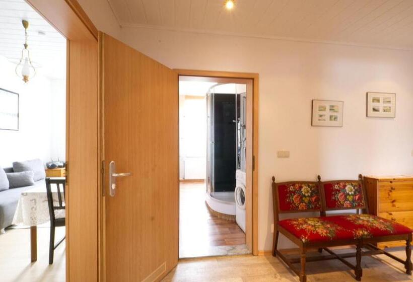 Номер Стандарт Индивидуальный Совместная Ванная, Ef29 Zimmer Am Busbahnhof