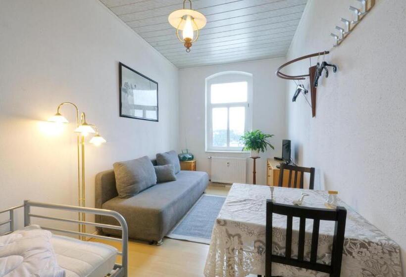 Номер Стандарт Индивидуальный Совместная Ванная, Ef29 Zimmer Am Busbahnhof