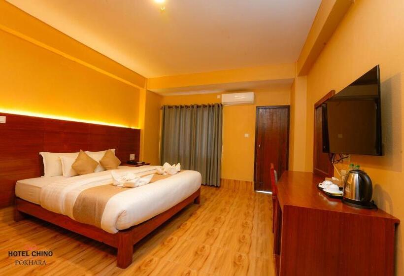 اتاق لوکس, Chino Pokhara