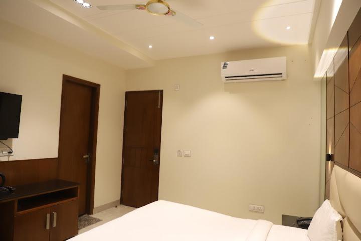 חדר דלוקס, West End View