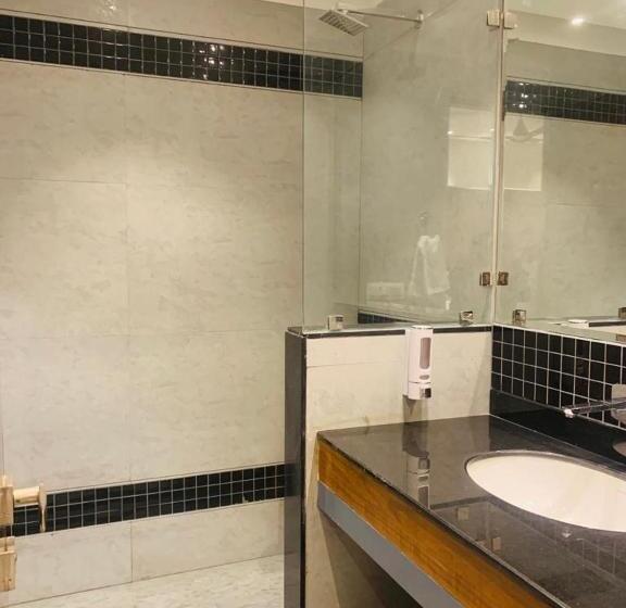 חדר דלוקס, West End View