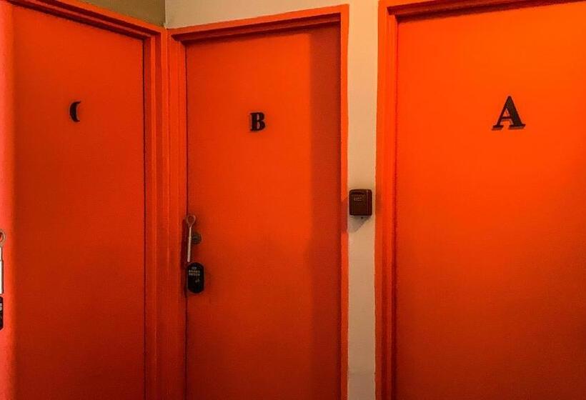 Номер Стандарт с Балконом, Fardo Hotel Boutique En Ibague   Zona G   Recepción Digital 24h