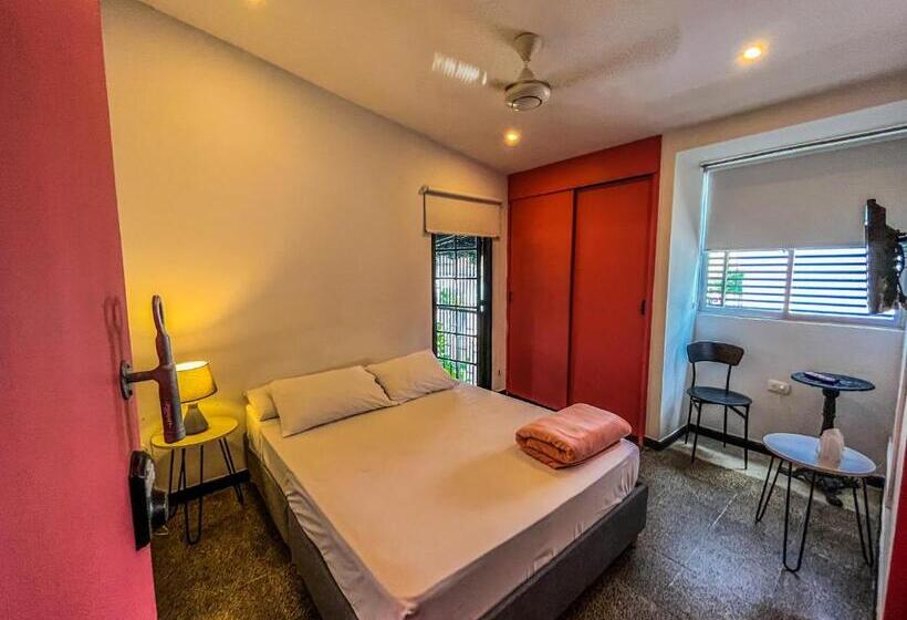 חדר סטנדרט עם מרפסת, Fardo Hotel Boutique En Ibague   Zona G   Recepción Digital 24h