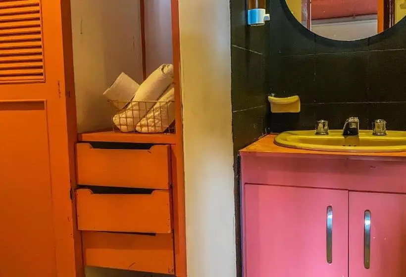 バルコニー付きスタンダードトリプルルーム, Fardo Hotel Boutique En Ibague   Zona G   Recepción Digital 24h