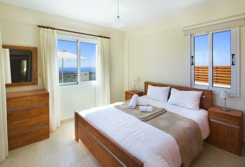 וילה בת 2 חדרי שינה, Club St. George