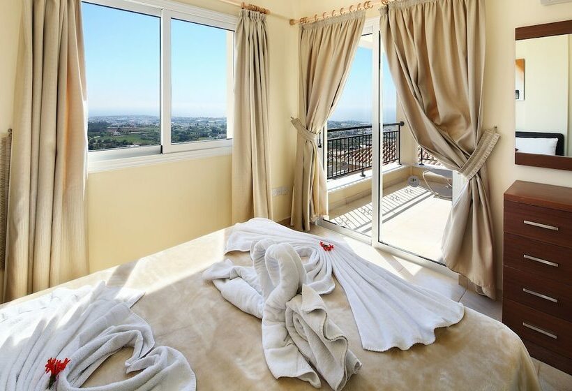 וילה בת 2 חדרי שינה, Club St. George