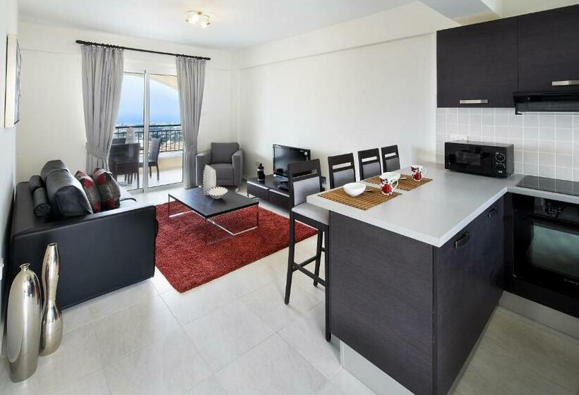 וילה בת 3 חדרי שינה, Club St. George