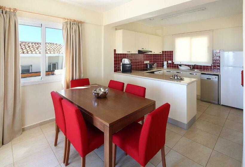 וילה בת 3 חדרי שינה, Club St. George