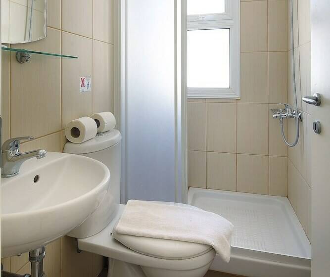 וילה בת 3 חדרי שינה, Club St. George