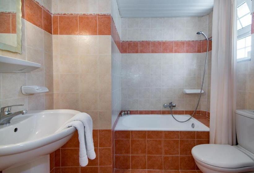 2 Szobás Deluxe Apartman, Edelweiss