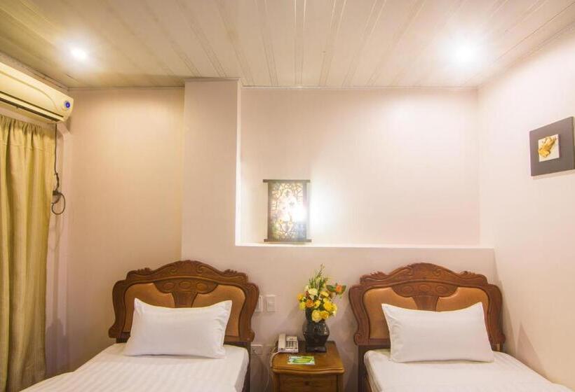 标准间, A&a Plaza