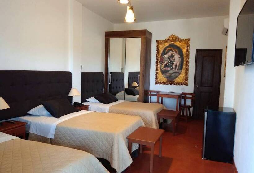 اتاق استاندارد سه نفره, Casa Hacienda Nasca Oasis