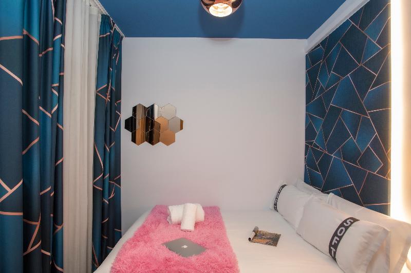 Superior studio with garden view, Classic Apartments