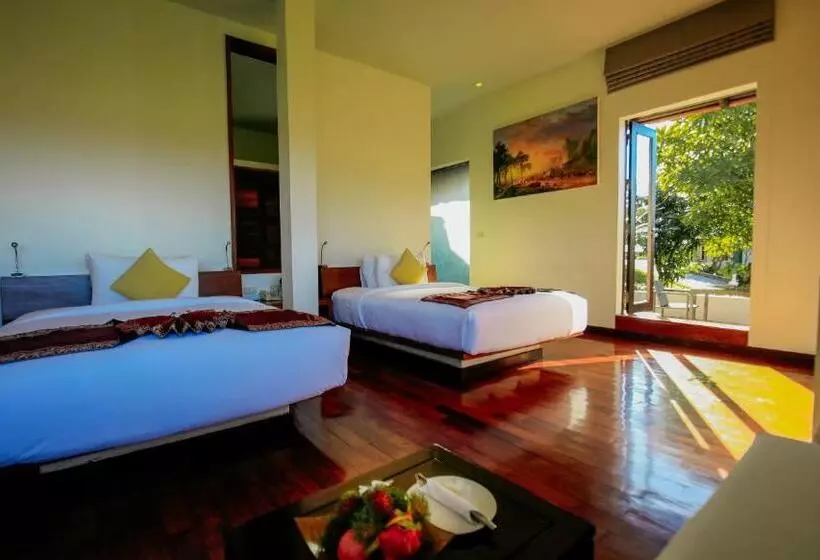 キングサイズベッドのデラックスルーム, Luang Prabang View