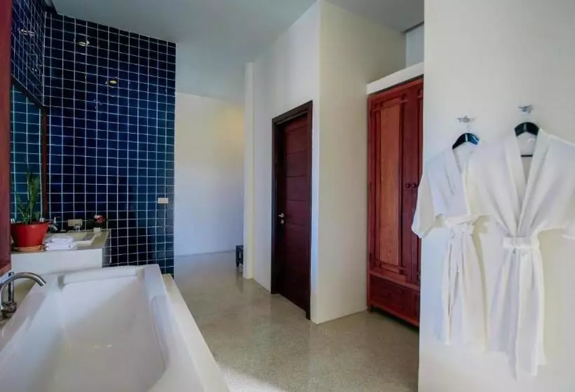 エクゼクティブルーム, Luang Prabang View