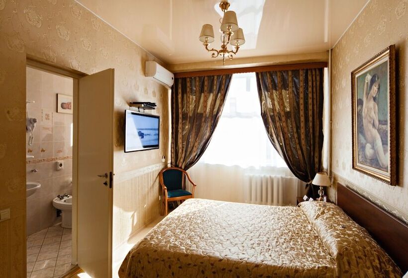 스탠다드 룸, Moya