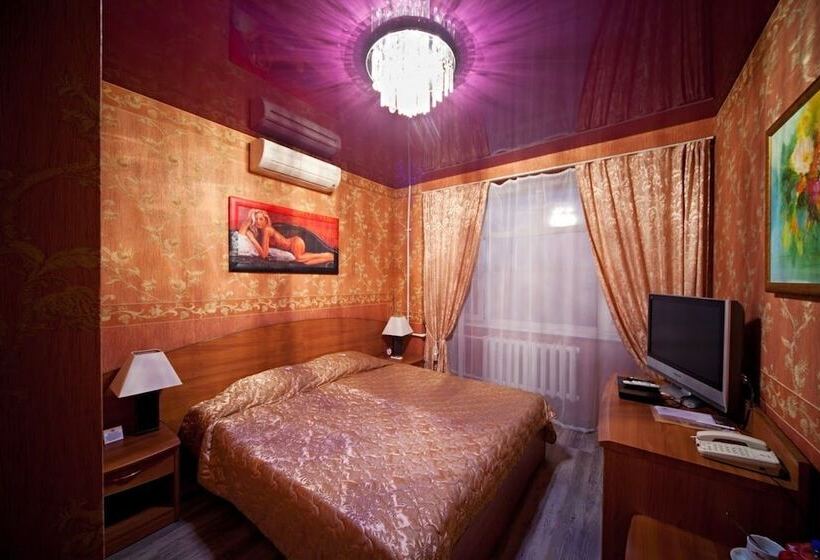 스탠다드 룸, Moya