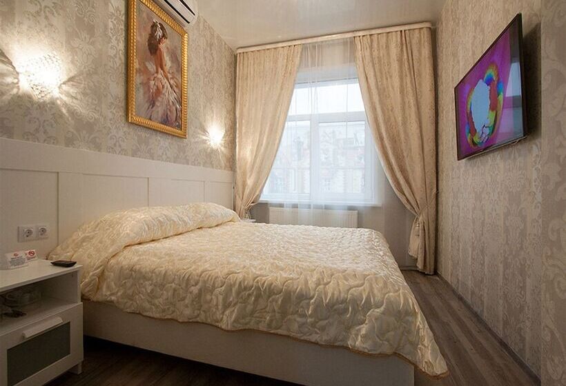 스탠다드 룸, Moya