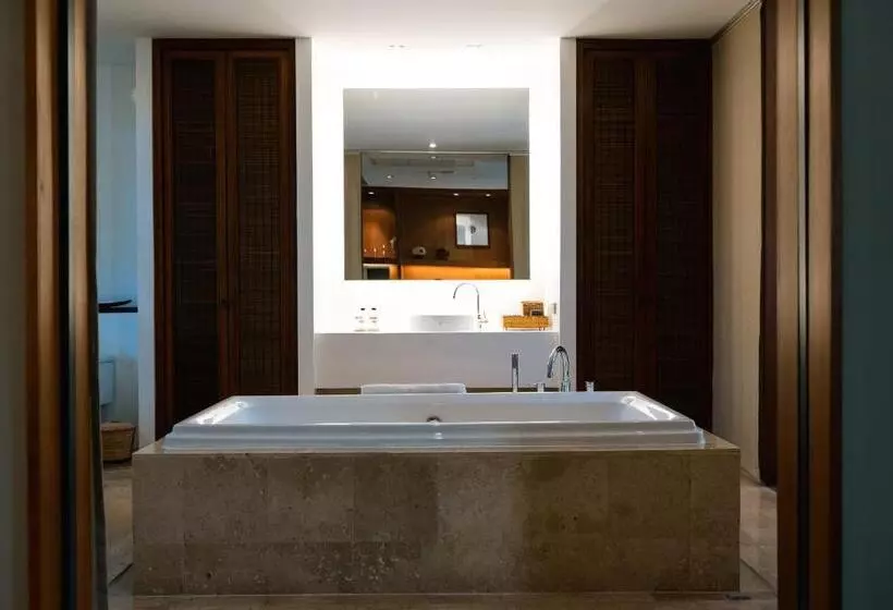 プール付き１ベッドルームヴィラ, Muthi Maya Forest Pool Villa Resort