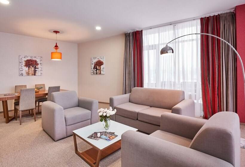 سوییت اجرایی, Ovis