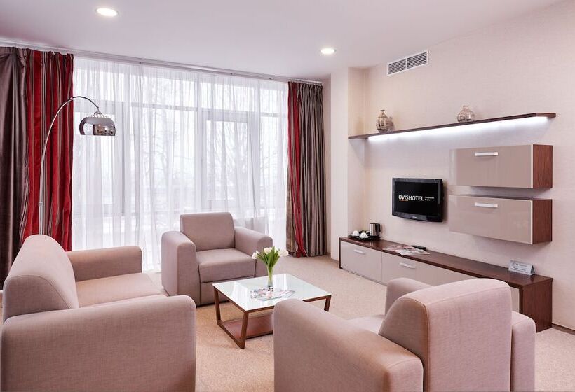 سوییت اجرایی, Ovis