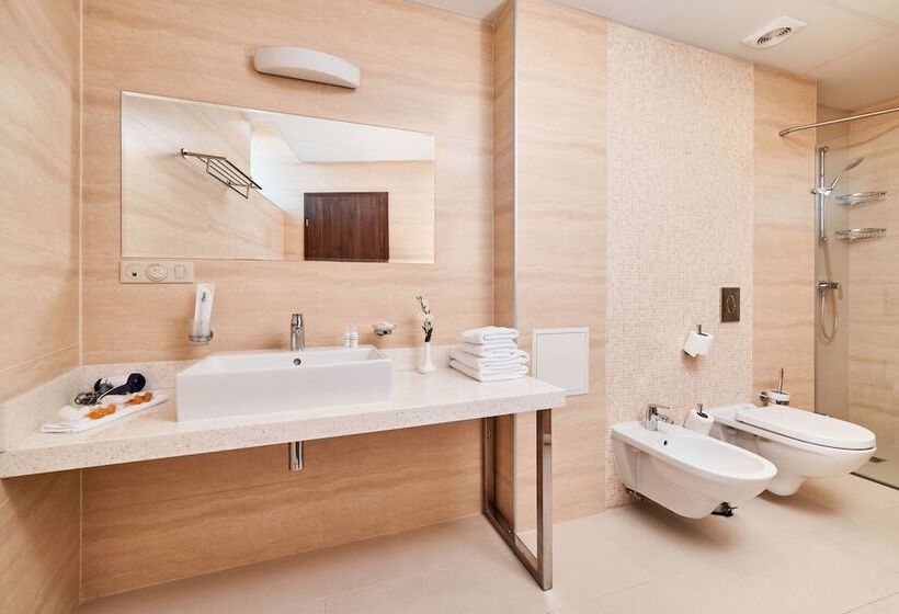 اتاق استاندارد, Ovis