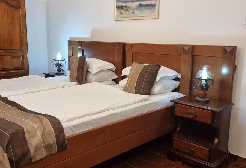 高级套房带海景, Palata Venezia