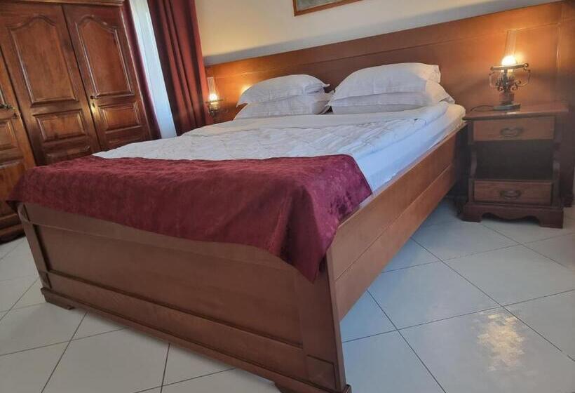 复式套房, Palata Venezia