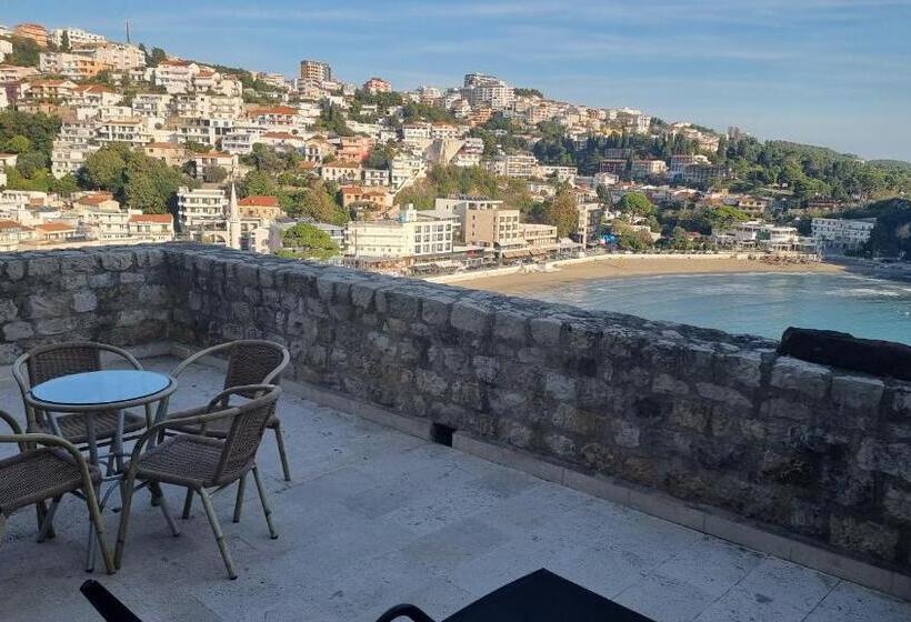 复式套房, Palata Venezia