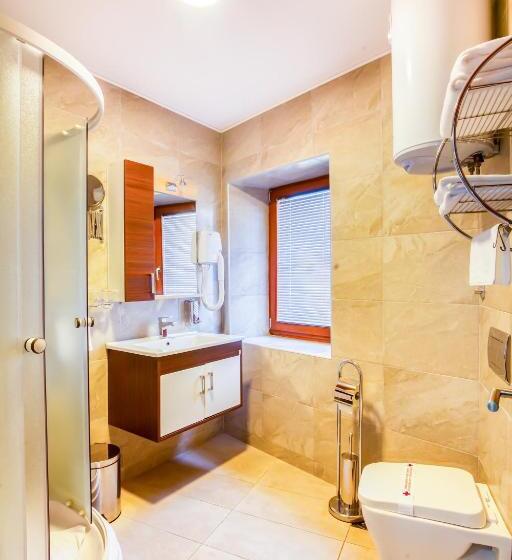 标准间, Palata Venezia