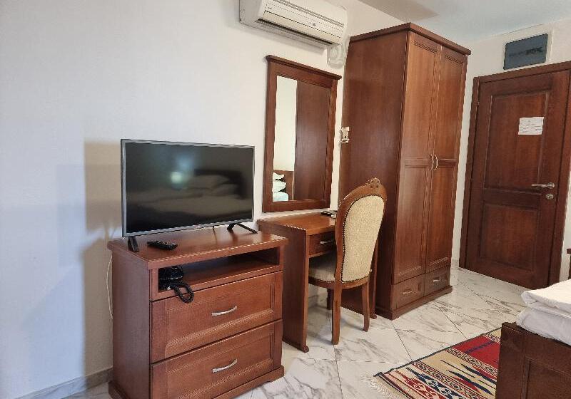 标准间, Palata Venezia