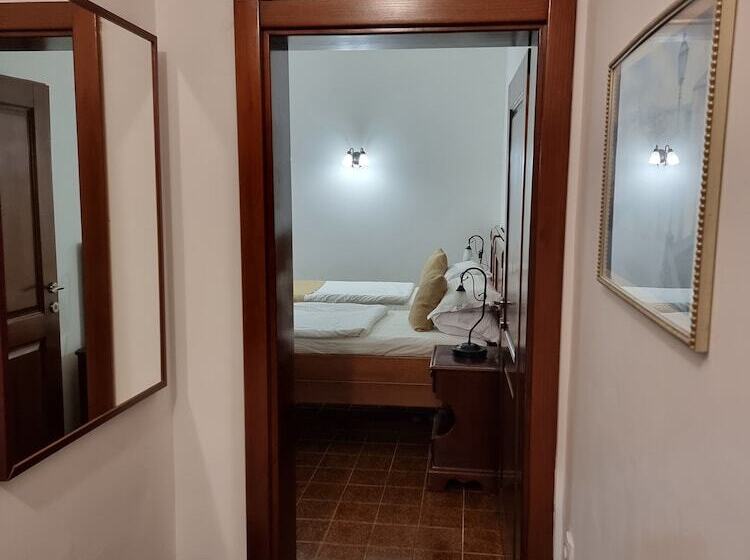 标准间, Palata Venezia